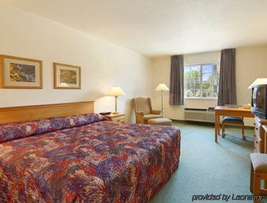Super 8 By Wyndham Sheldon Hotel Bilik gambar